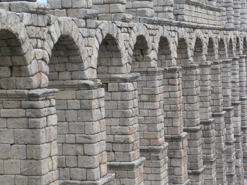 E (134) Roman aqueduct - Segovia.JPG